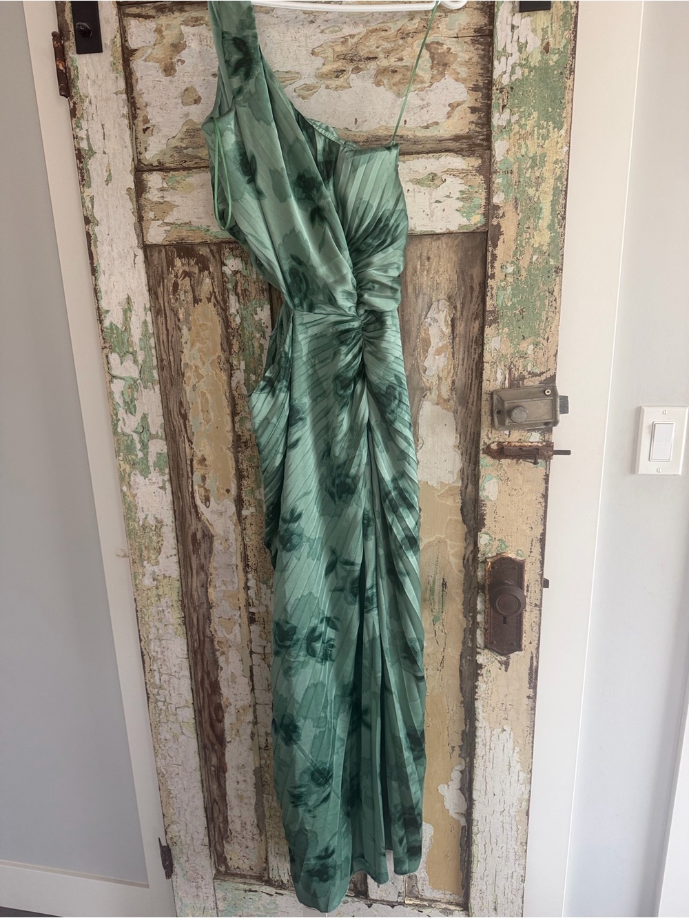 Abercrombie and fitch medium Green Floral One-Shoulder Dress